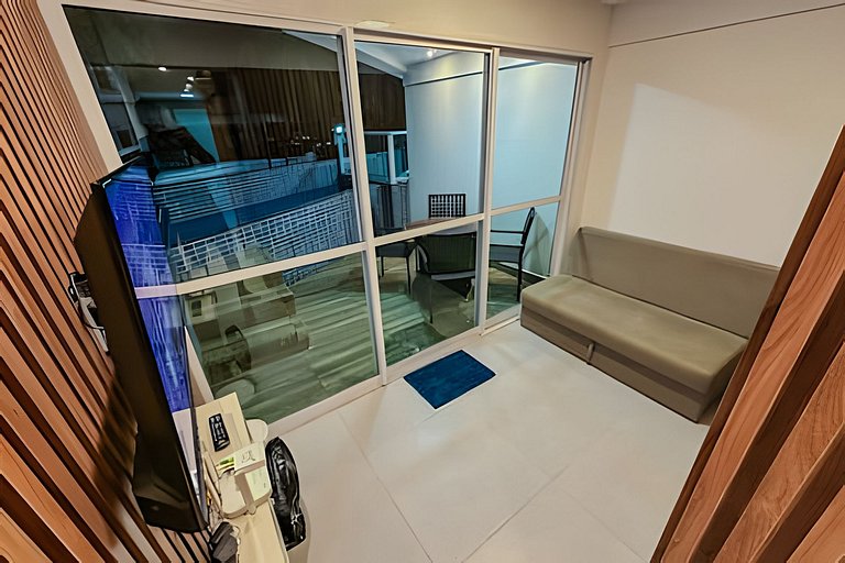 Flat piscina pvt no centro praia