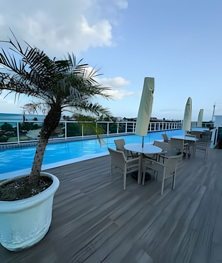Flat piscina pvt no centro praia